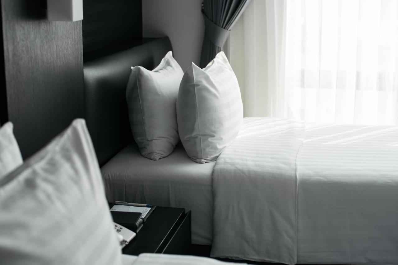 Surestay Hotel By Best Western Виентиане Екстериор снимка