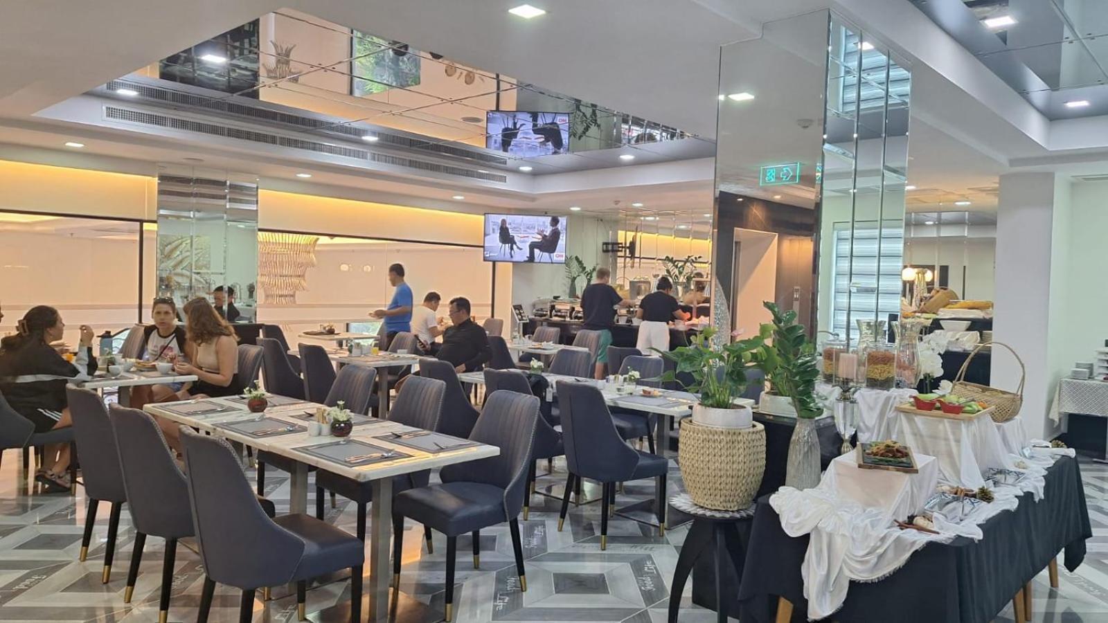 Surestay Hotel By Best Western Виентиане Екстериор снимка