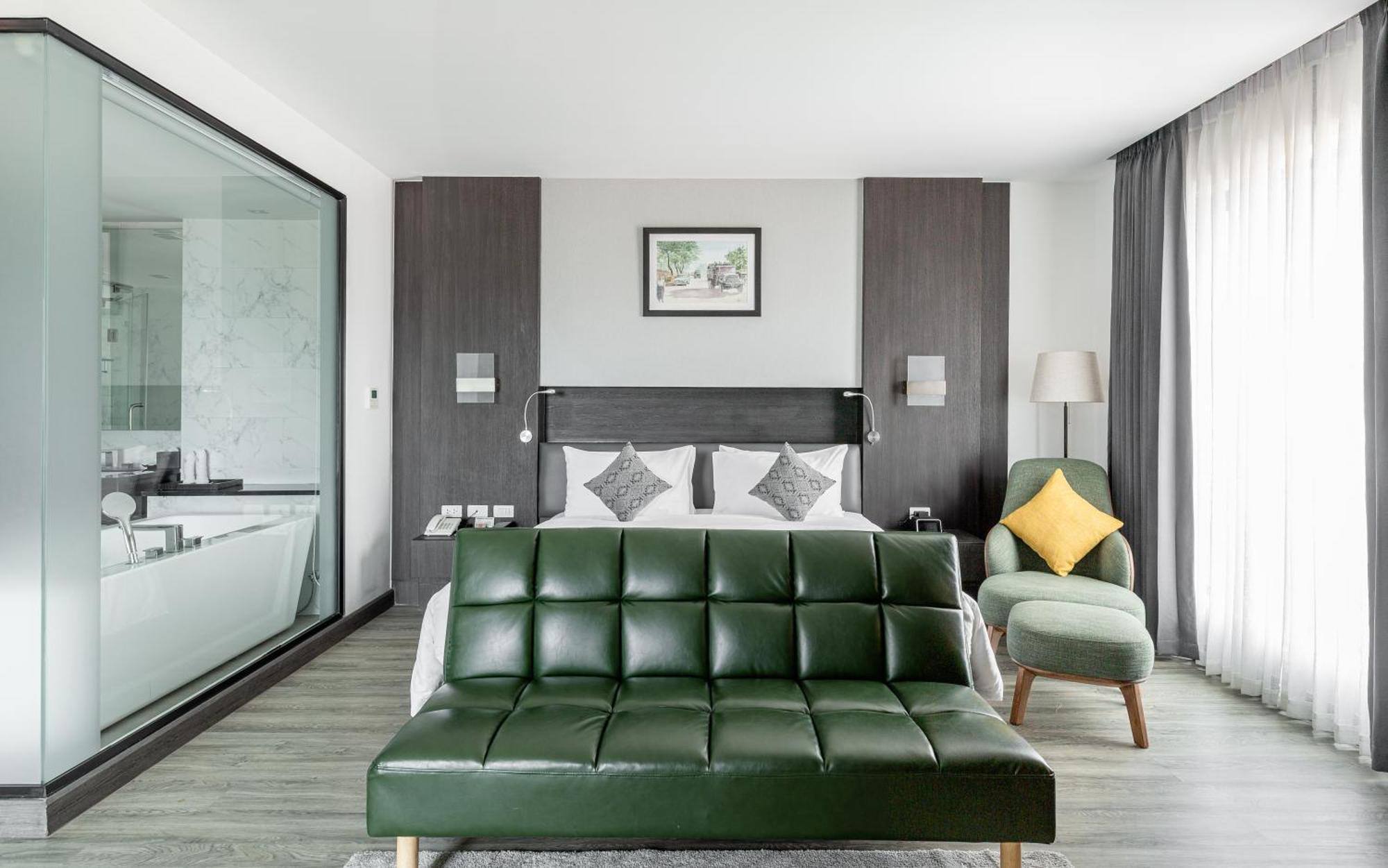 Surestay Hotel By Best Western Виентиане Екстериор снимка